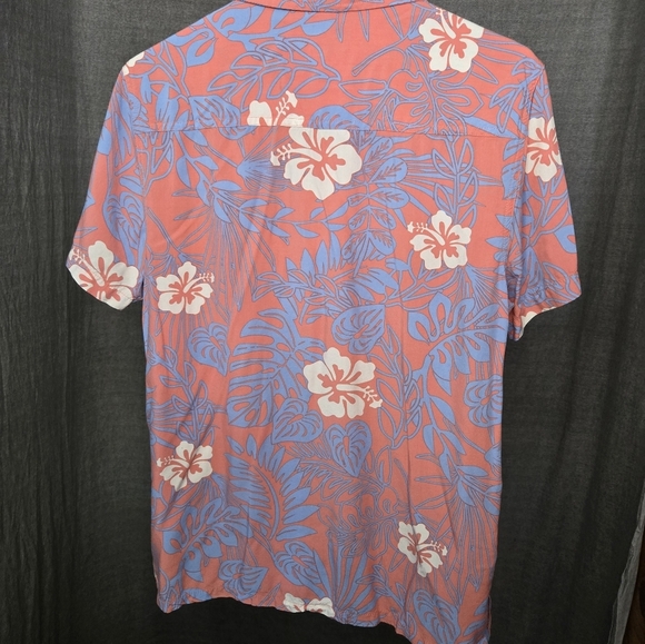 Margaritaville Shirt Men's Small Hawaiian Floral  Button Beach - Picture 4 of 9